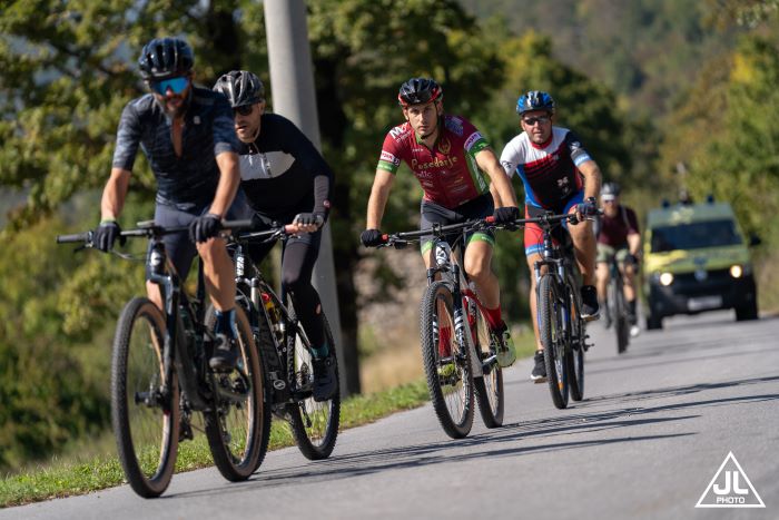Biciklom u ritmu prirode  - Održan biciklistički gravel maraton kroz Otočac, Brinje i Vrhovine 